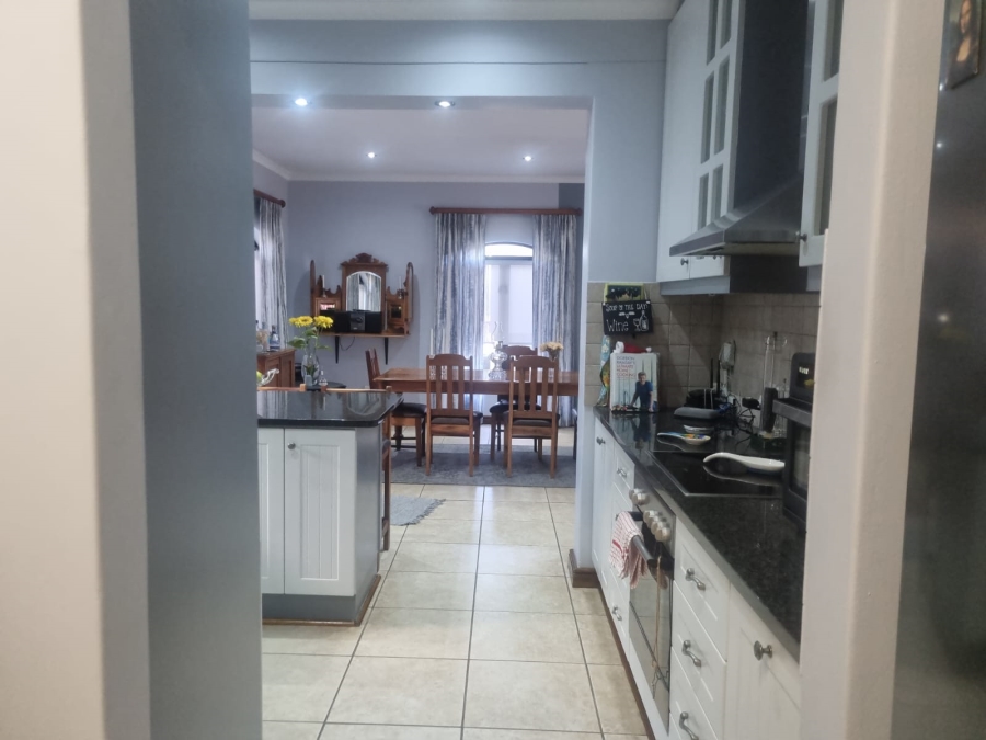 3 Bedroom Property for Sale in Baronetcy Estate Western Cape